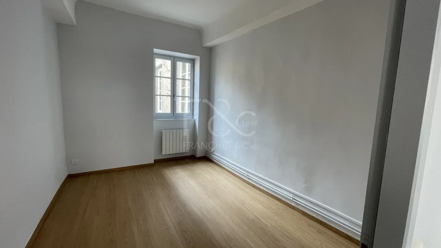 Flat Rue Sainte-Hélène in Lyon