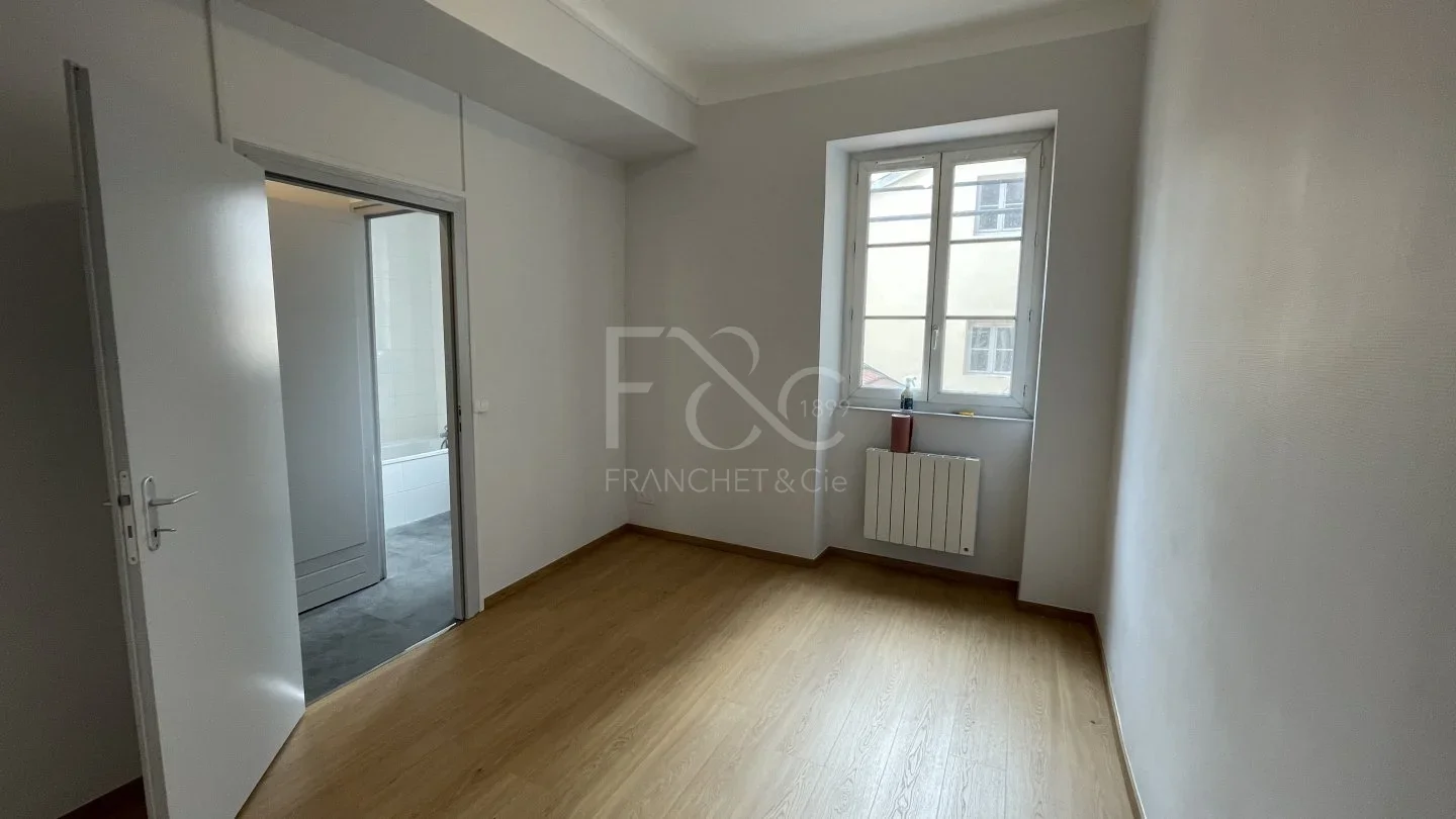 Flat Rue Sainte-Hélène in Lyon