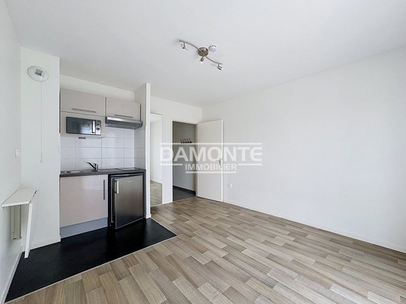Flat Boulevard Jules Guesde in Troyes