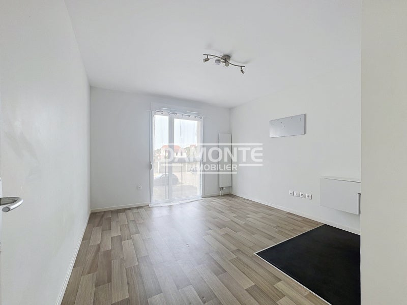 Flat Boulevard Jules Guesde in Troyes