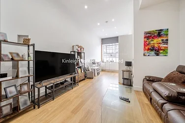 Flat Westmoreland Road in Greater London