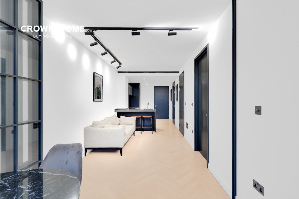 Flat Liverpool Street in London
