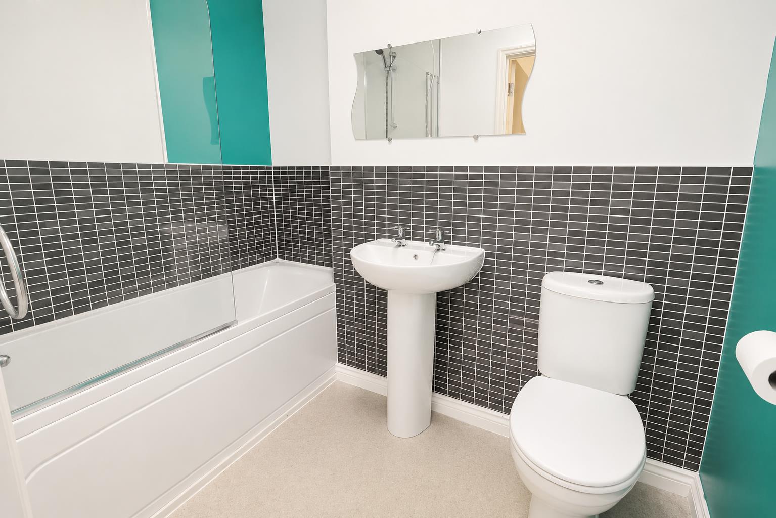 Flat Lamerton Avenue in Newcastle upon Tyne