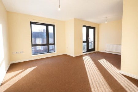 Flat Lamerton Avenue in Newcastle upon Tyne