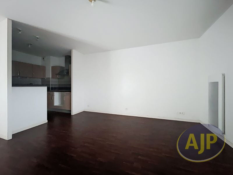 Appartement Chemin des Châtaigneraies à Blanquefort-sur-Briolance