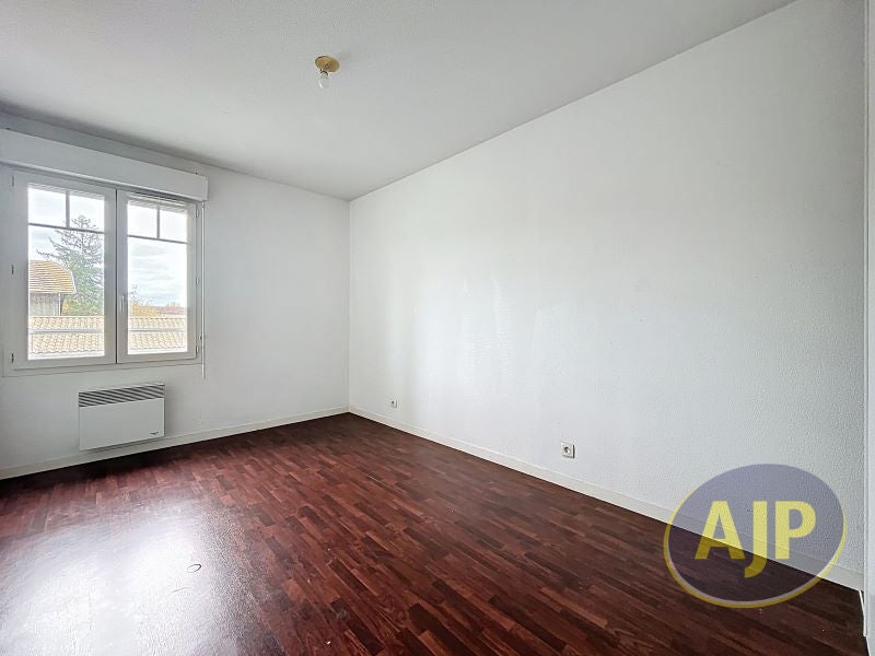 Appartement Chemin des Châtaigneraies à Blanquefort-sur-Briolance