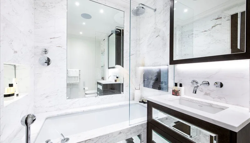Flat Prince of Wales Terrace in Greater London