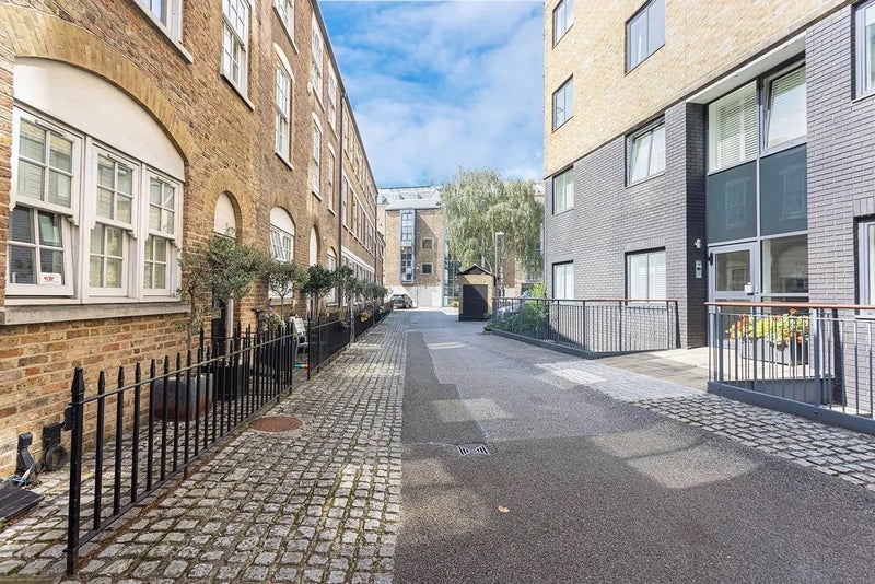 Room Jacob Street in Greater London