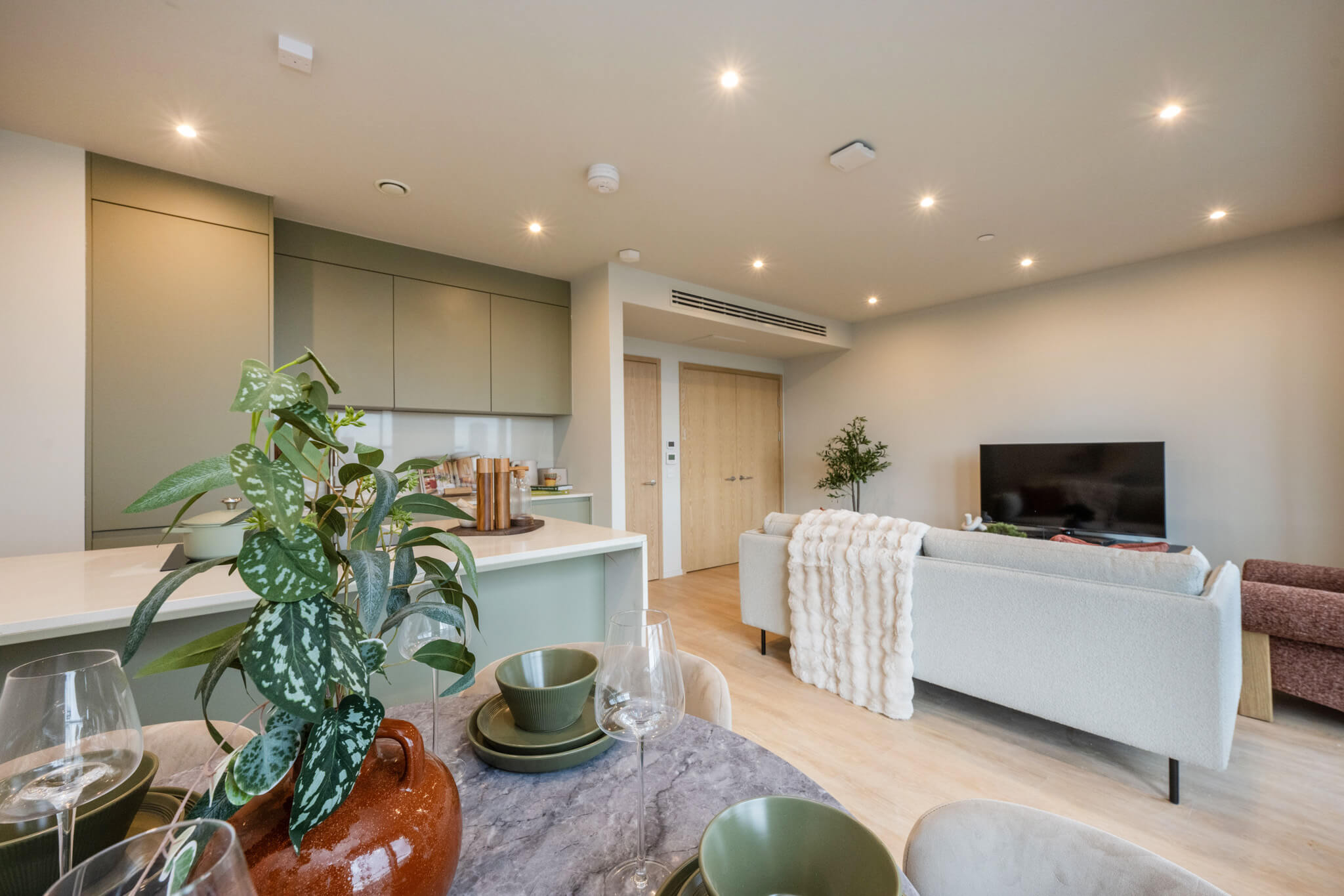 Flat Selsdon Way in Greater London