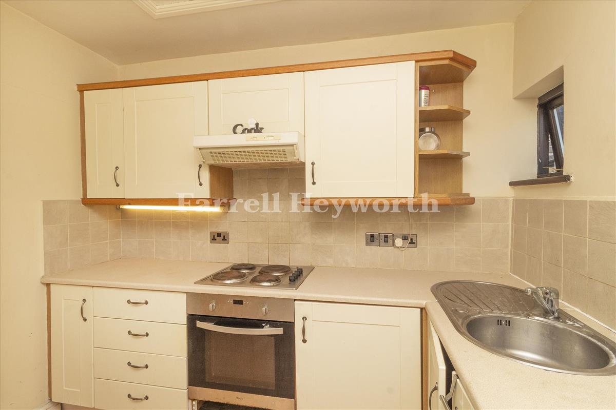 Flat Scotforth Road in Lancaster