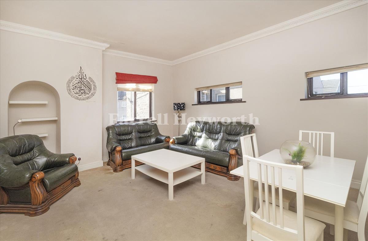 Flat Scotforth Road in Lancaster