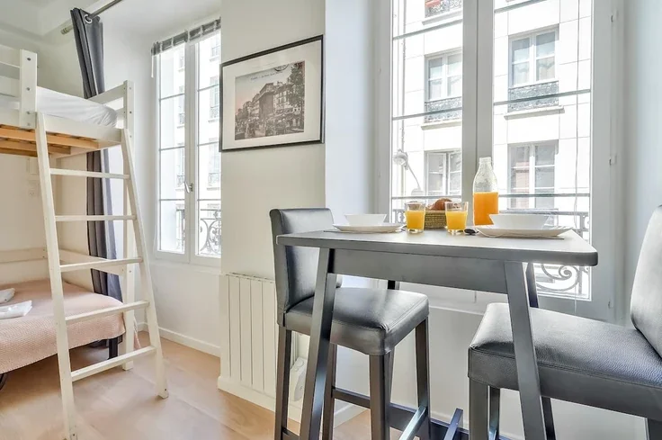 Appartement Rue de l'Échiquier à Paris