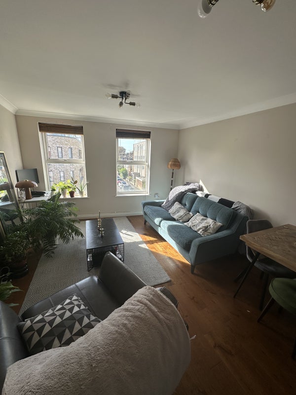 Flat Sydenham Road in Greater London
