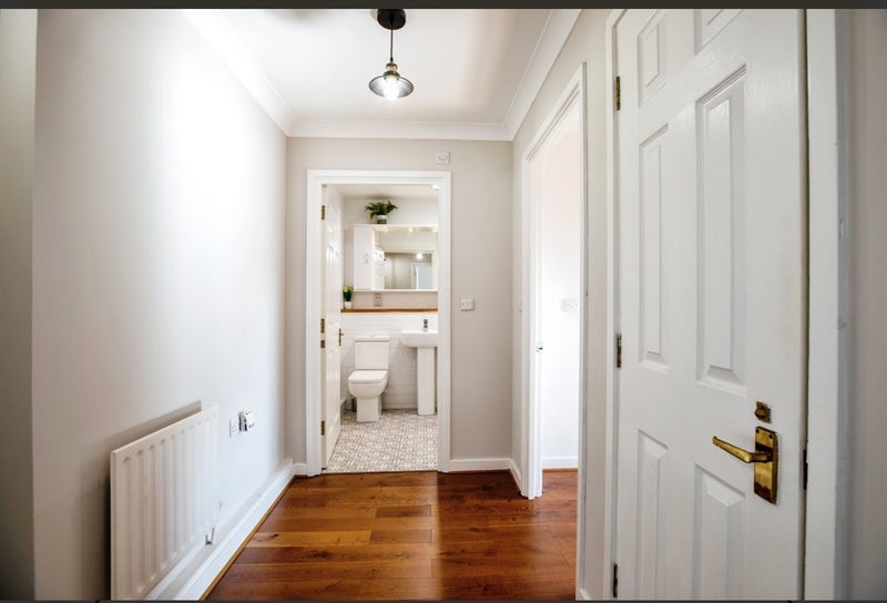 Flat Sydenham Road in Greater London