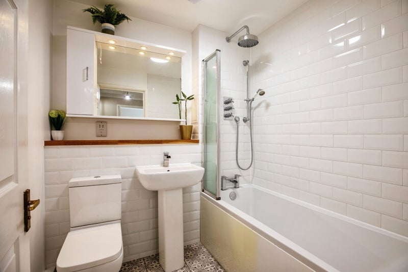 Flat Sydenham Road in Greater London
