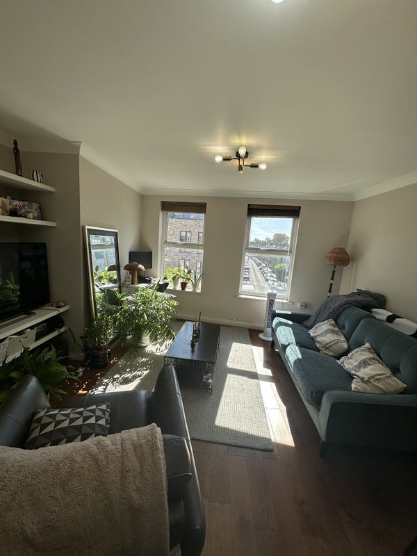 Flat Sydenham Road in Greater London