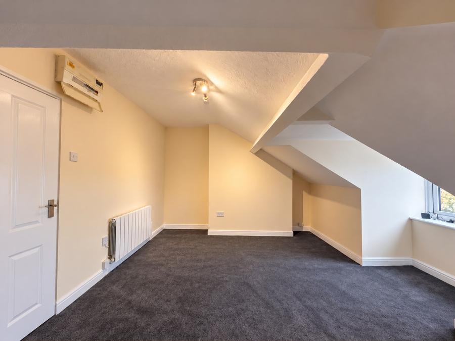 Flat Uttoxeter New Road in Derby