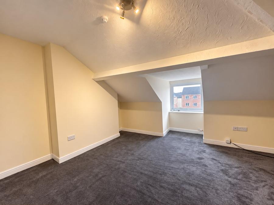 Flat Uttoxeter New Road in Derby