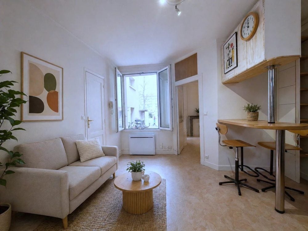 Flat Rue Camille Desmoulins in Tours
