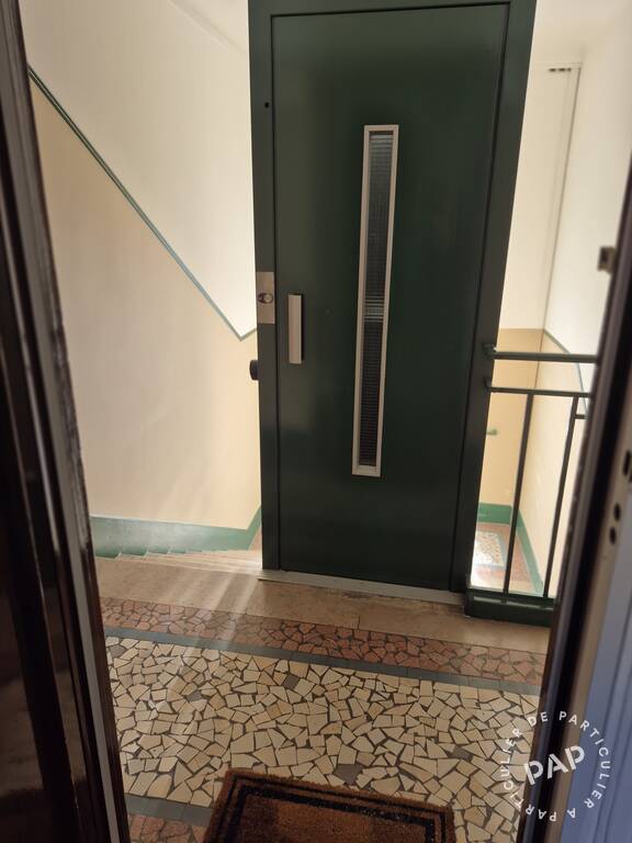 Flat Place des Vosges in Paris