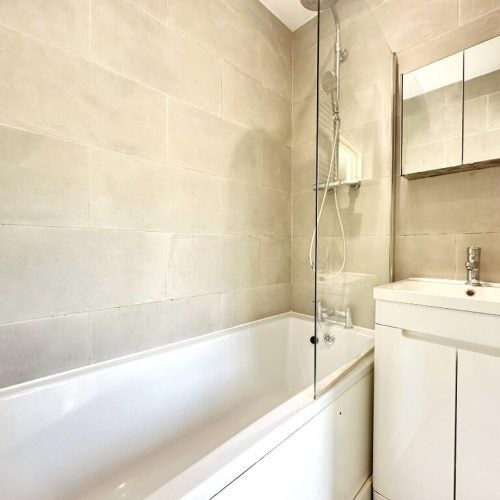 House Charter Crescent in London