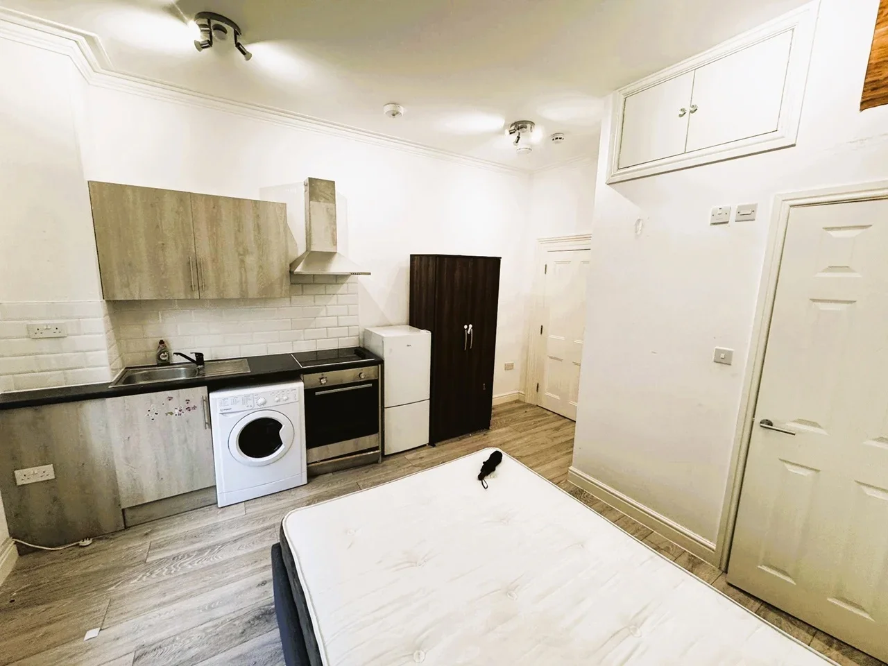 Flat New Park Road in Greater London