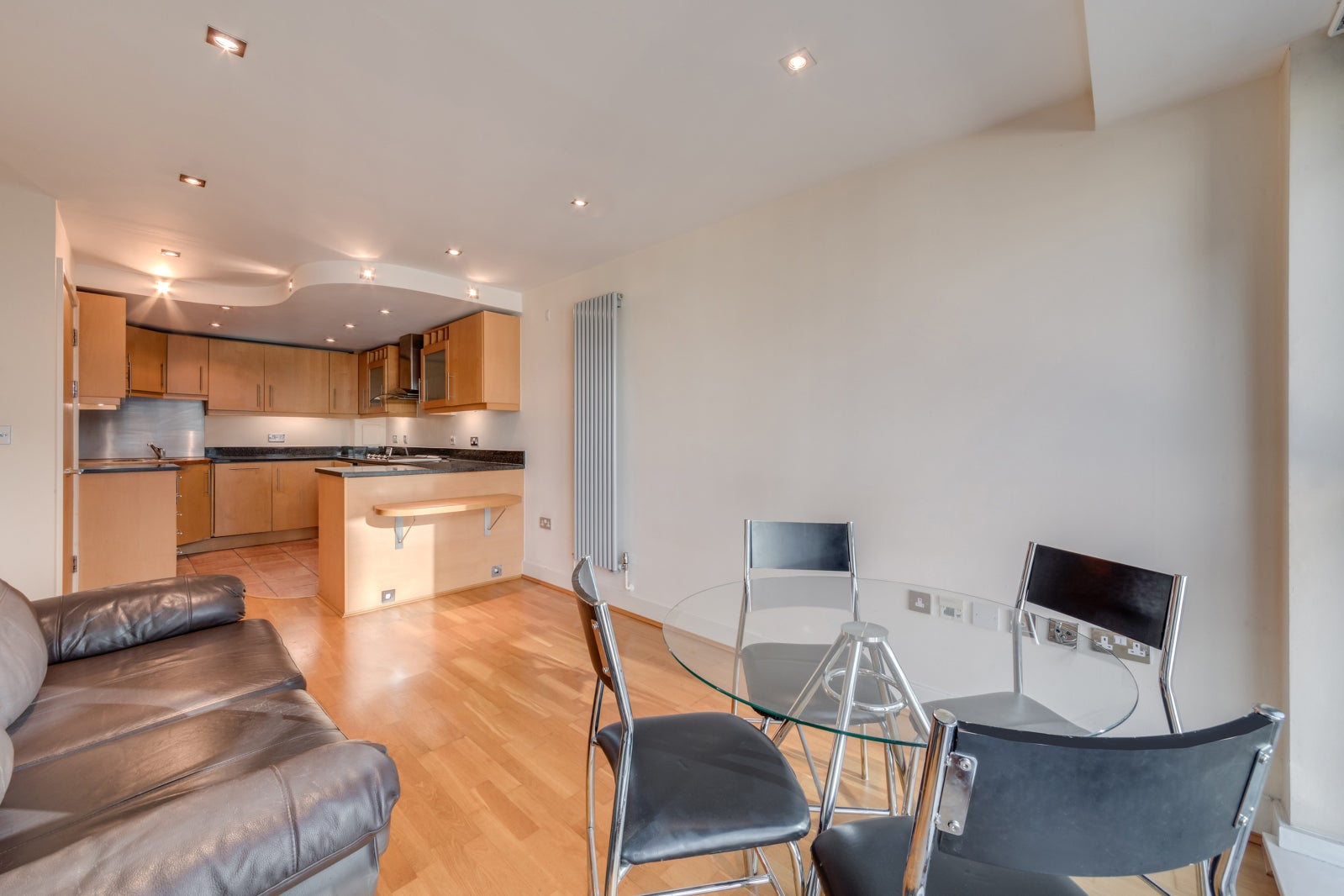 Flat Millharbour in Greater London
