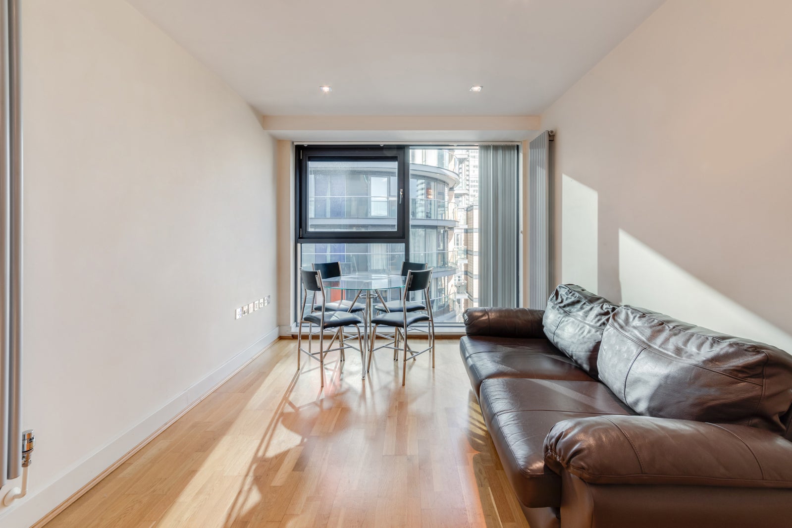 Flat Millharbour in Greater London