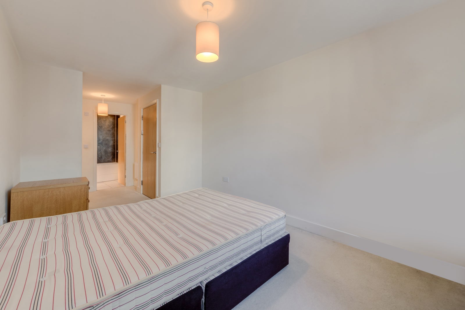 Flat Millharbour in Greater London