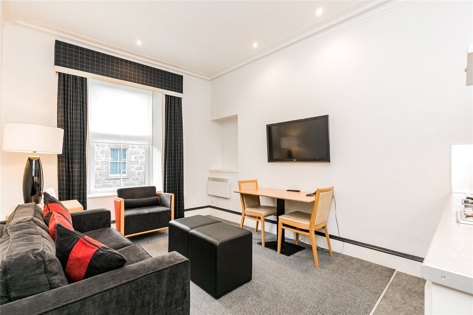 Flat Baker Street in Aberdeen City