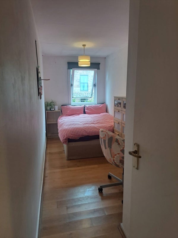 Room Maysoule Road in Greater London