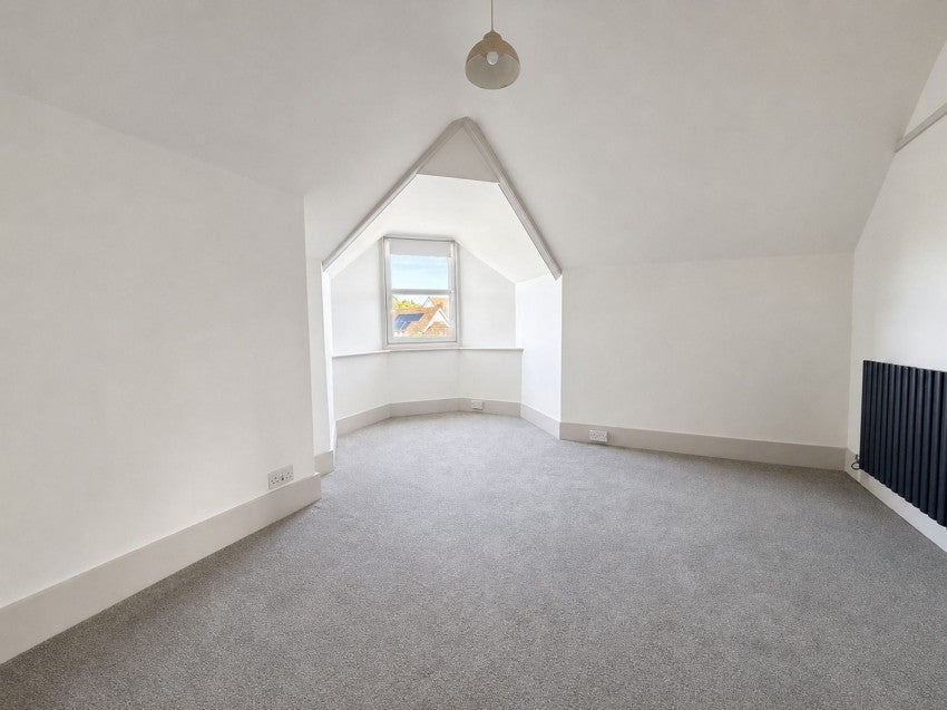 Flat Ashdown Road in Rother