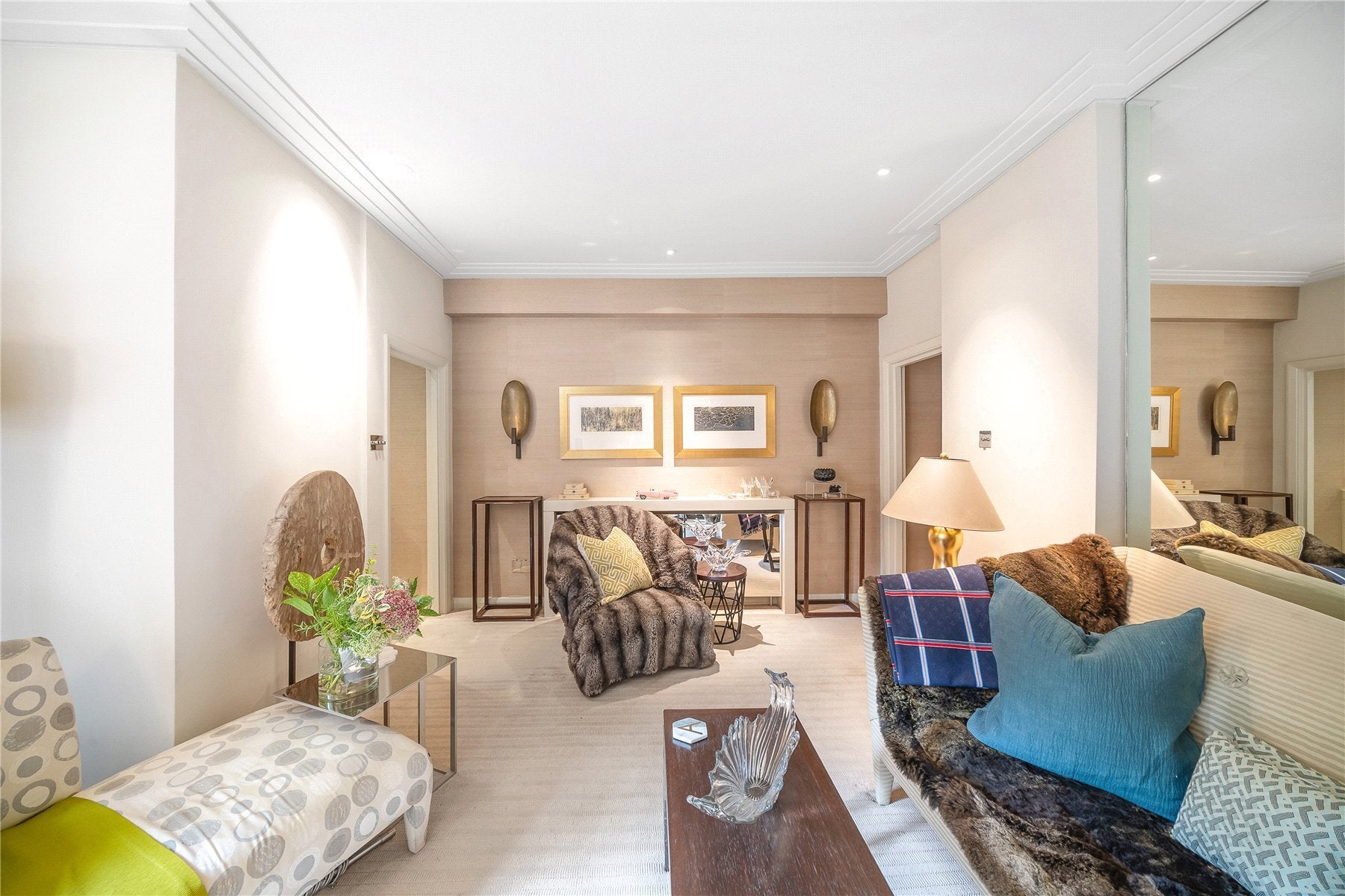 Flat Finborough Road in Greater London