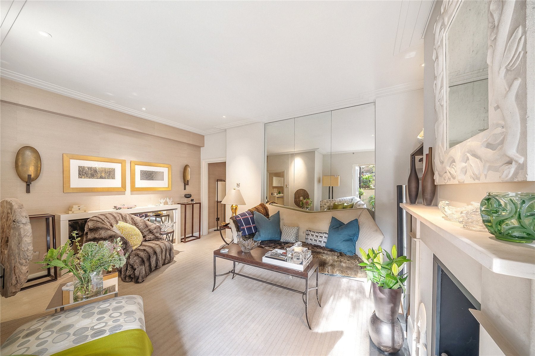 Flat Finborough Road in Greater London