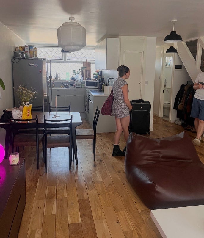 Room Watney Market in Greater London