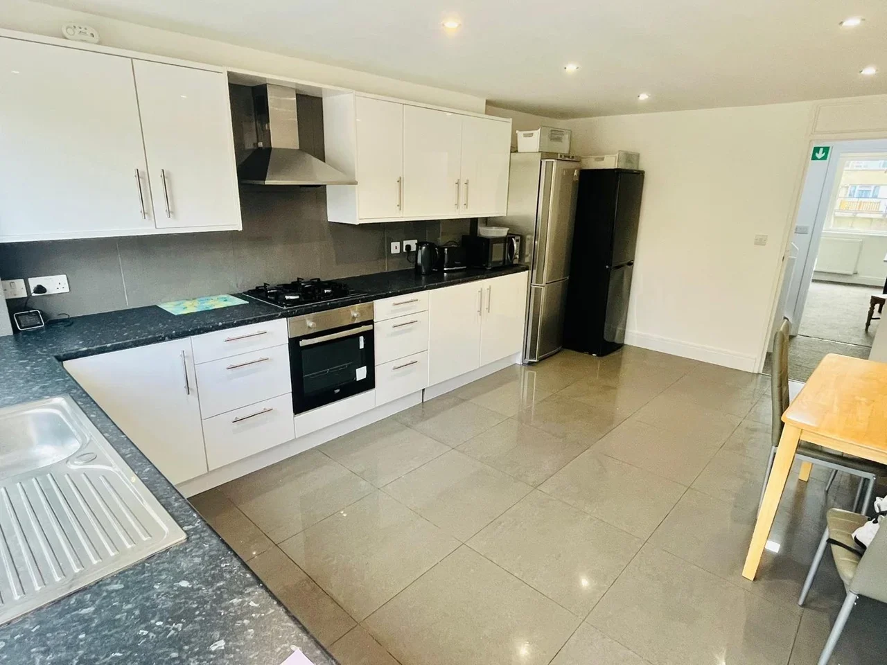 Room Barchester Close in Greater London