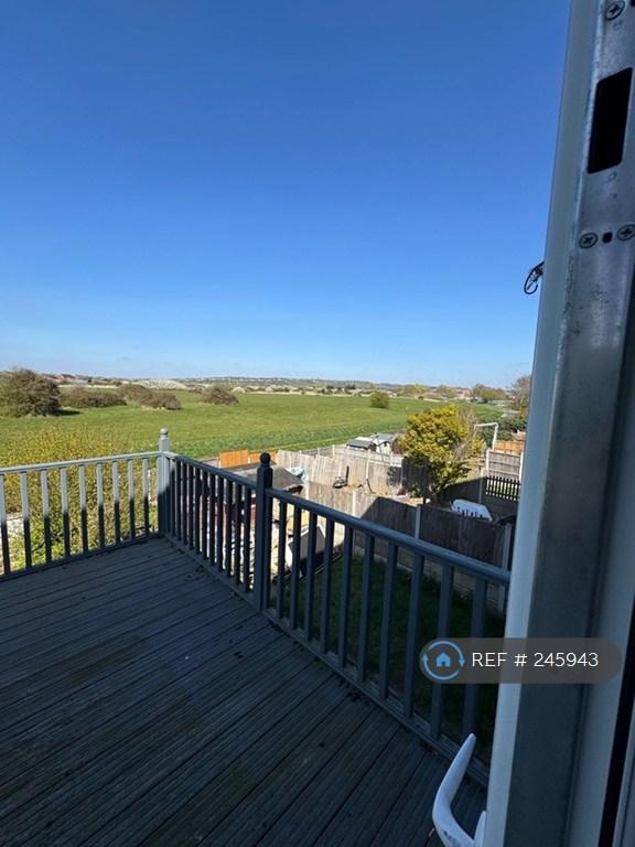Room St Christophers Close in Castle Point