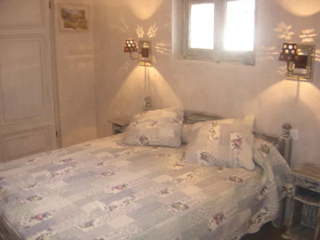 Chambre Rue du Stade à Feugarolles