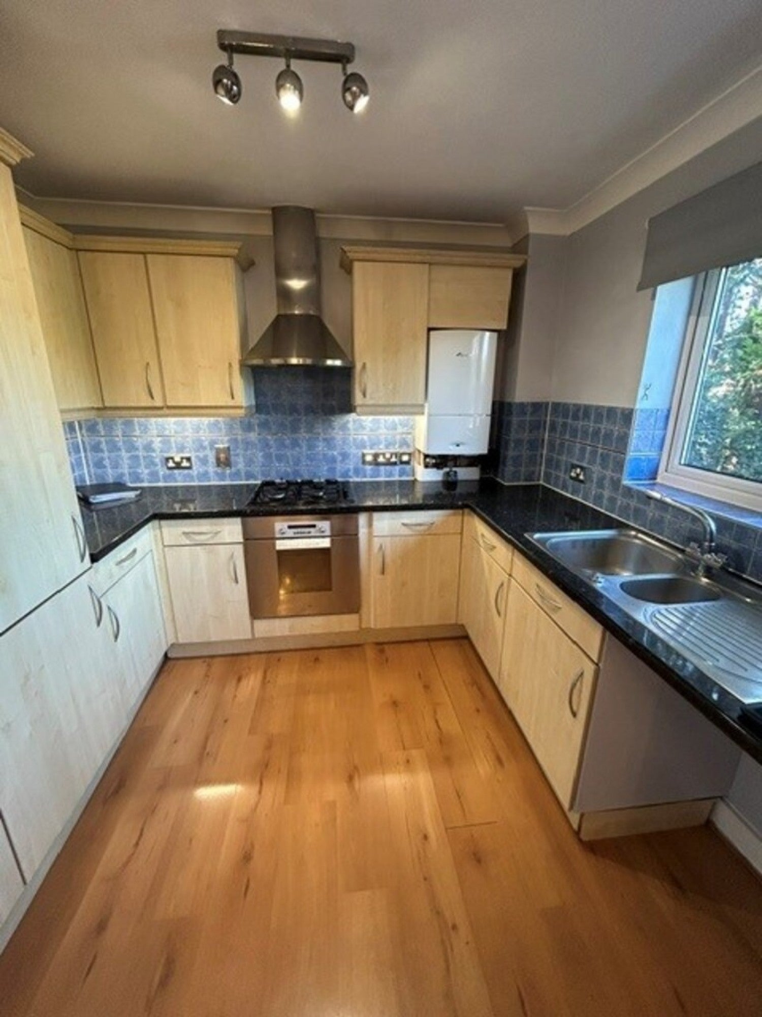 Flat Surrey Road in Poole