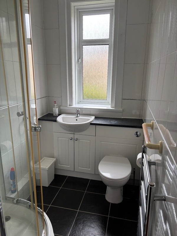 Room Balgreen Road in City of Edinburgh