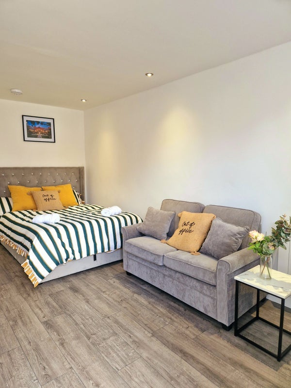 Room Grizedale Crescent in Preston