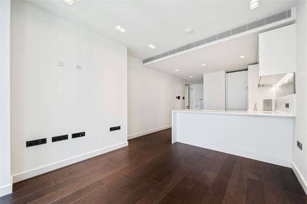 Flat York Road in Greater London