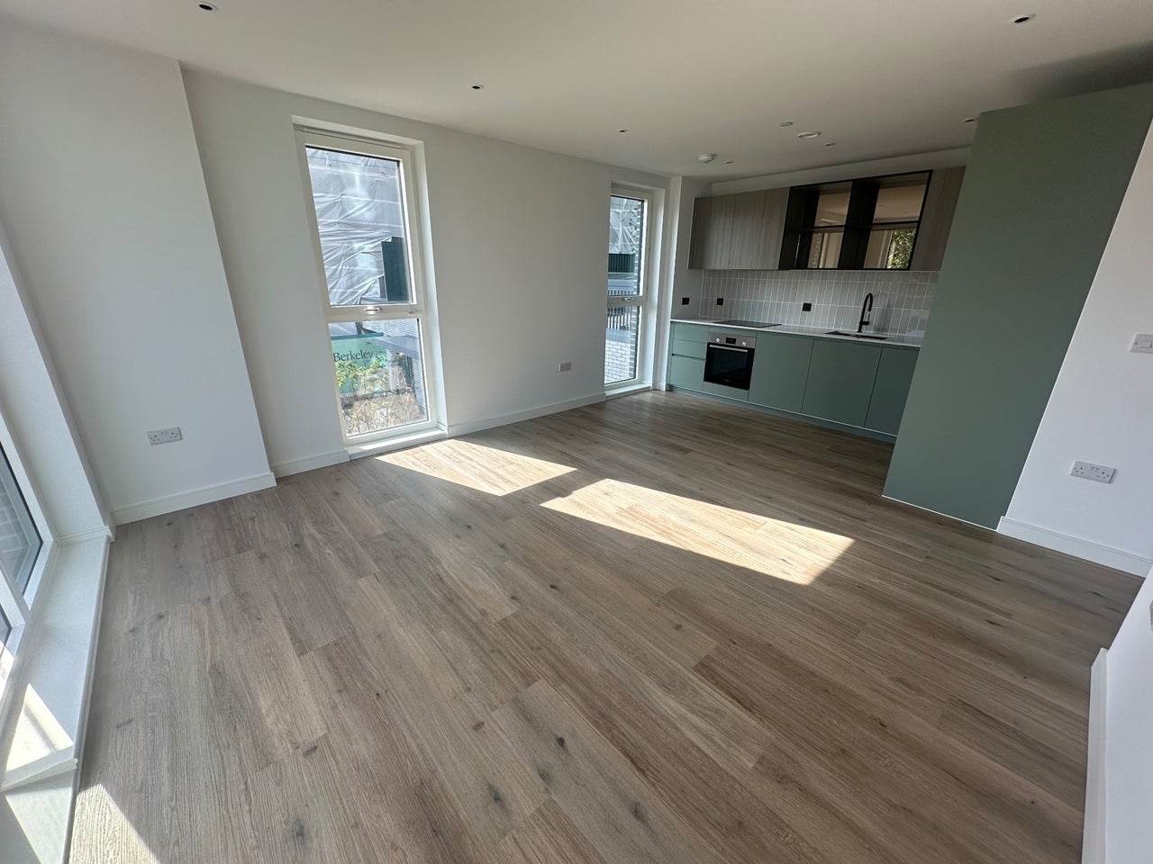 Flat Seva Drive in Greater London