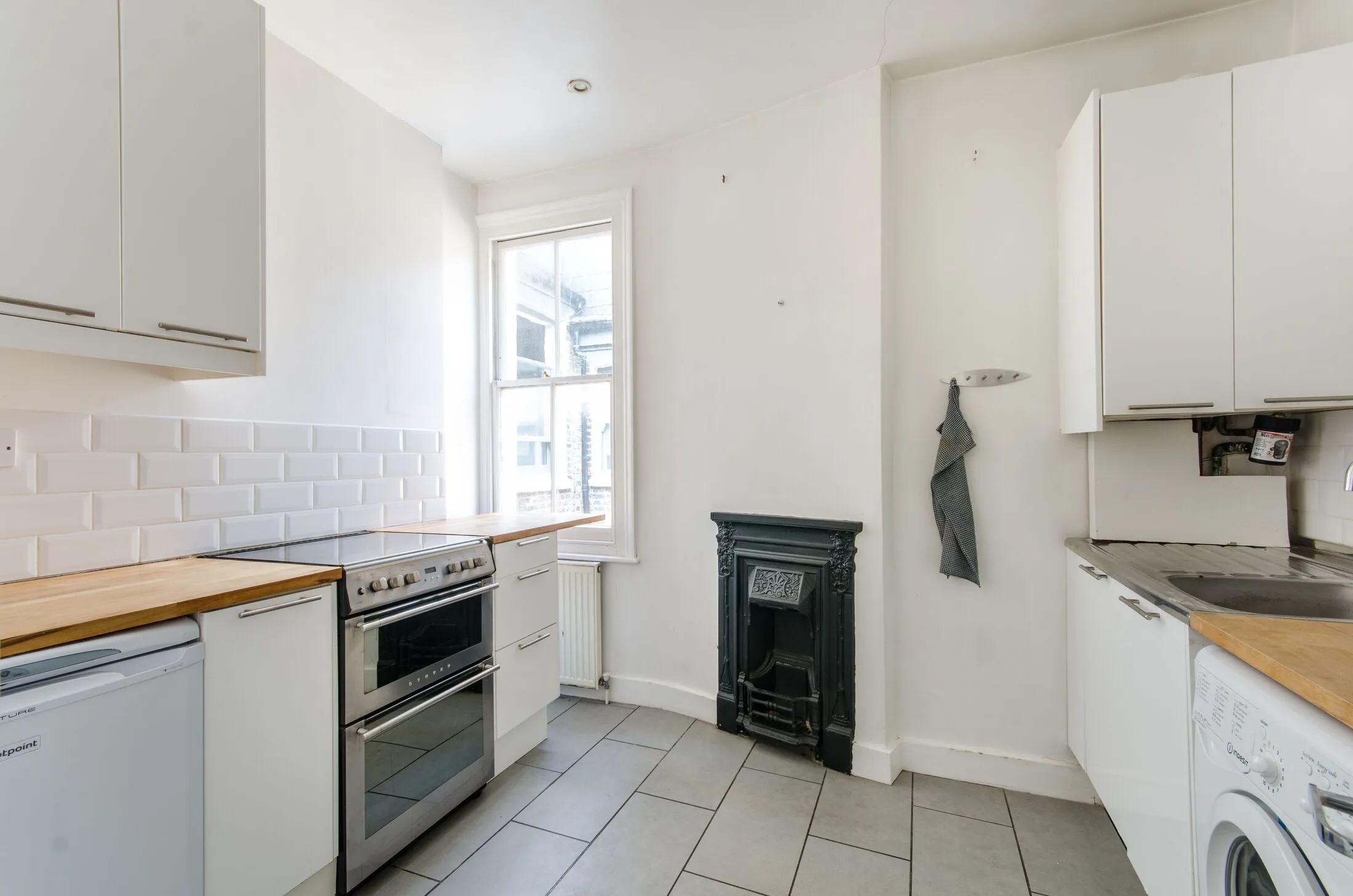 Flat Hanover Road in Greater London
