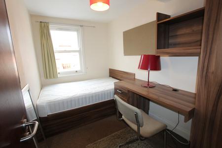 Flat Oxford Row in Royal Leamington Spa