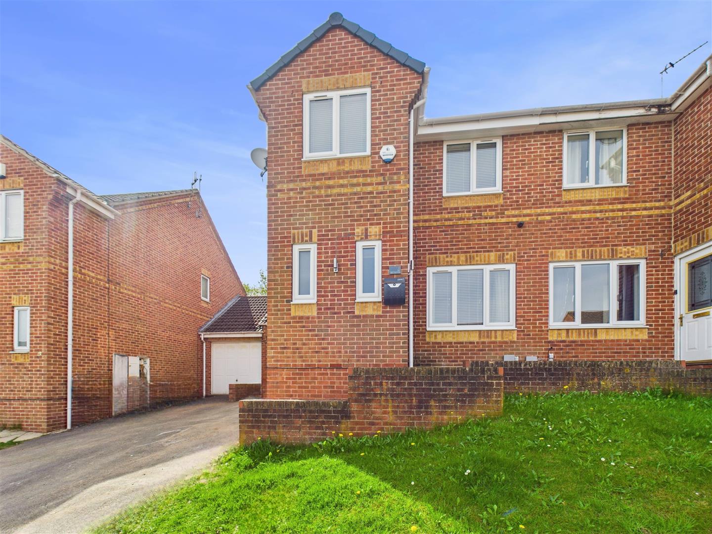 House Birley Spa Close in Sheffield