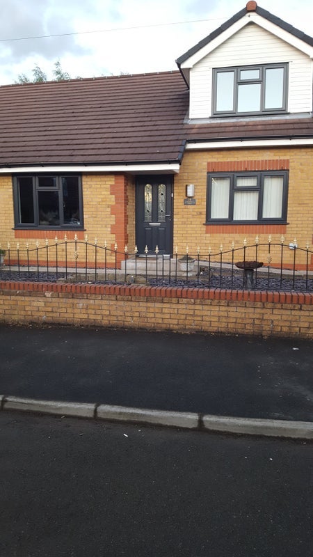 Room Bentinck Street in St Helens