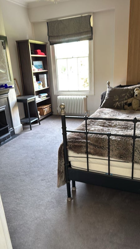 Room Cotham Hill in Bristol