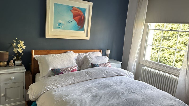 Room Cotham Hill in Bristol
