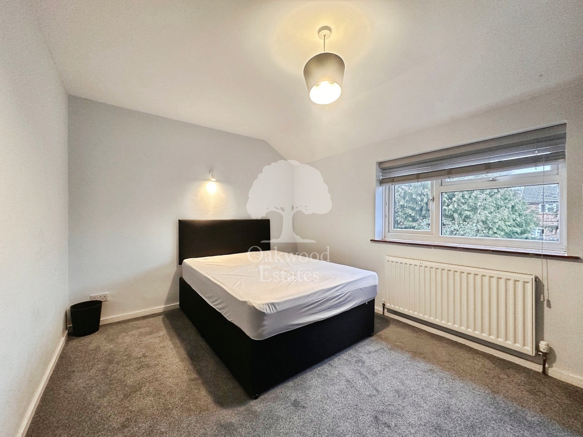 House Rowan Close in Beaconsfield